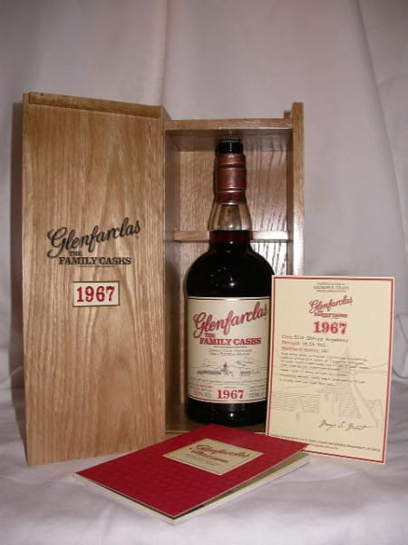 Glenfarclas &quot;The Family Casks&quot; 1967/2006 Sherry Hogshead 58,5%vol. 0,7l