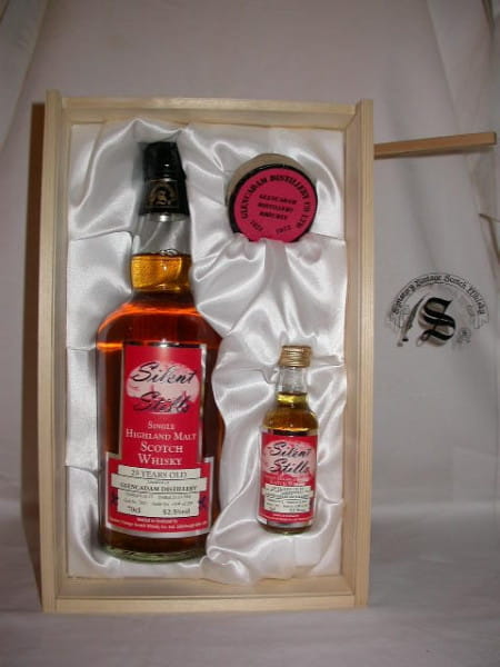 Glencadam 1972/2001 Signatory Silent Stills Cask 52,5%vol. 0,7l + Mini