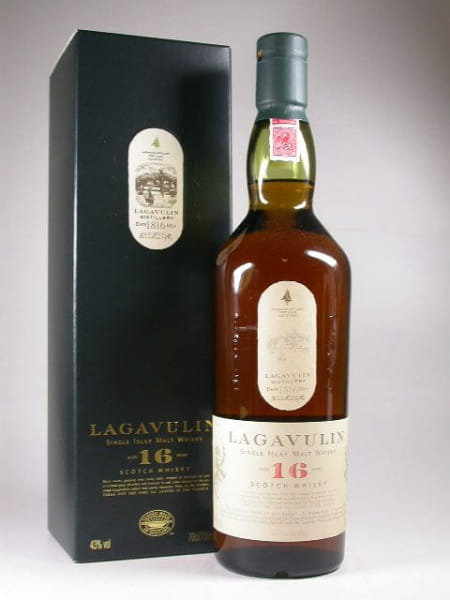 * Lagavulin 16 Year Old 43% vol. 0,7l