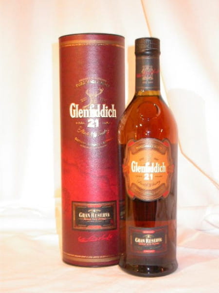 Glenfiddich 21 Jahre Gran Reserva Cuban Rum Finish 40%vol. 0,7l